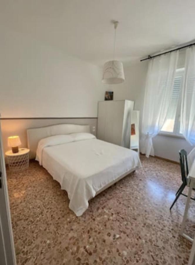 2-Bedroom Sunny Sea View With Balcony, La Casa Di Christine Монтероссо-аль-Маре Экстерьер фото